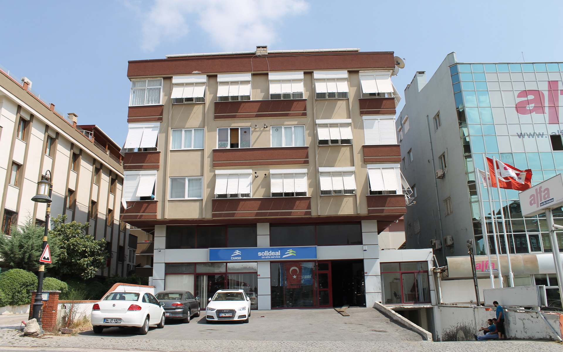 img-3